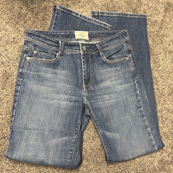 White House Black Market Boot Cut Jeans, 4S - Picture 2 of 7